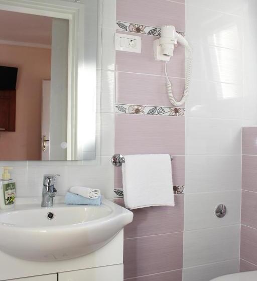 2 Bedrooms Suite Sea View, Villa Rosa