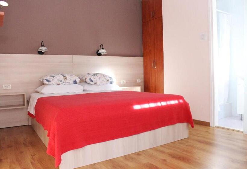 2 Bedrooms Suite Sea View, Villa Rosa