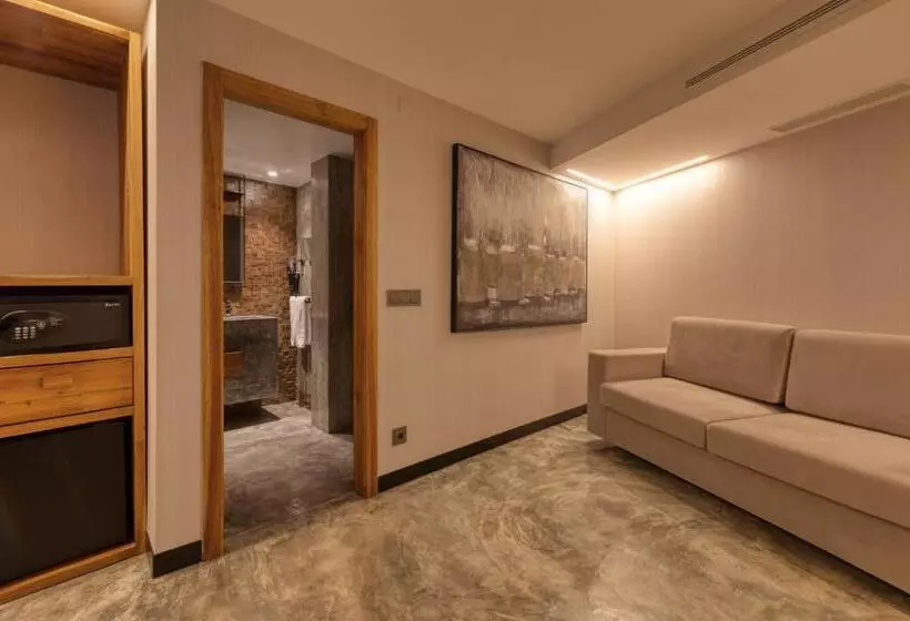 Suite Familiar, Well Hotel & Spa