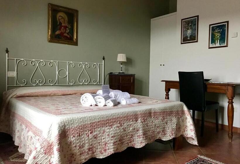 חדר סטנדרט לשלושה, Agriturismo Villani Poderi Nesti & Cupoli