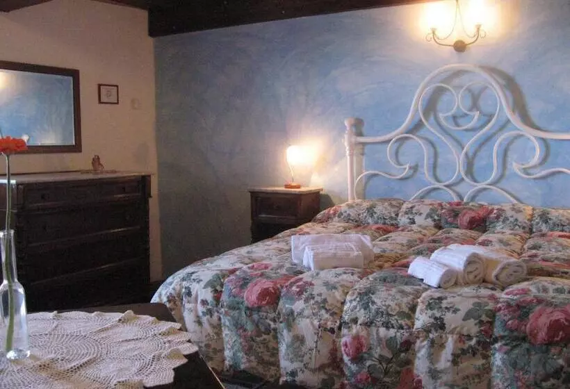 スタンダード4人部屋, Agriturismo Villani Poderi Nesti & Cupoli