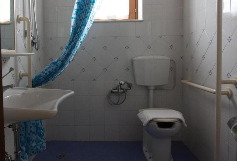 חדר סטנדרט, מיטת קינג, מותאם לאדם עם מוגבלויות, Agriturismo Villani Poderi Nesti & Cupoli