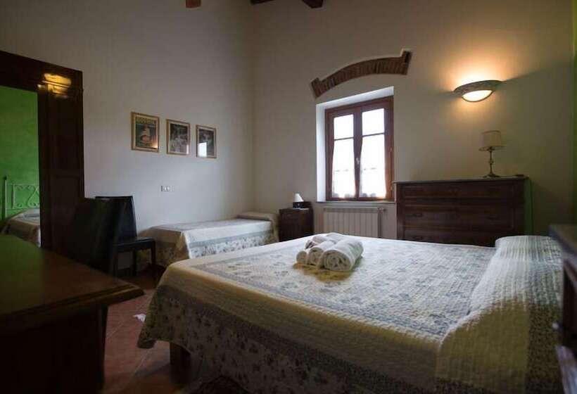 חדר סטנדרט לשלושה, Agriturismo Villani Poderi Nesti & Cupoli