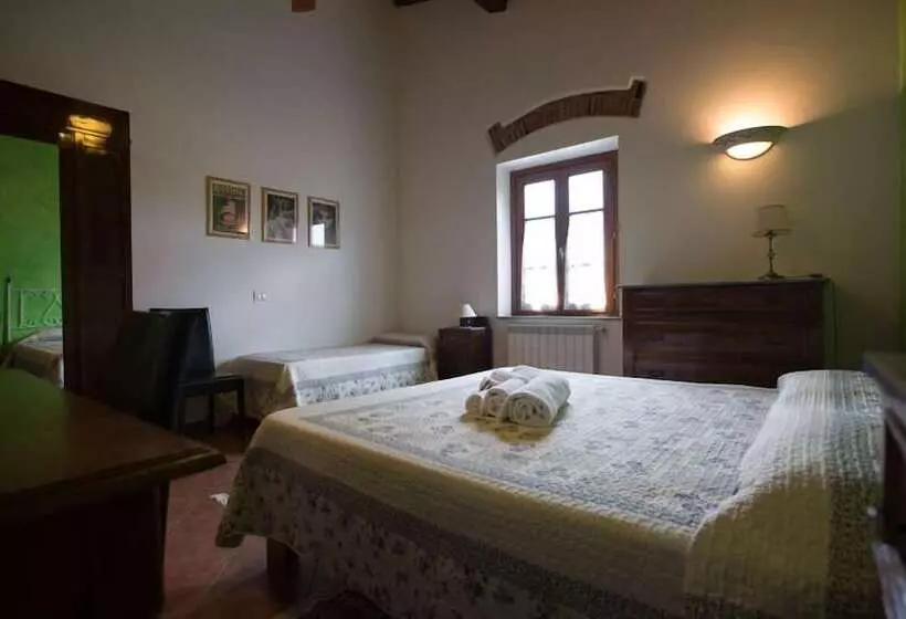 スタンダードトリプルルーム, Agriturismo Villani Poderi Nesti & Cupoli