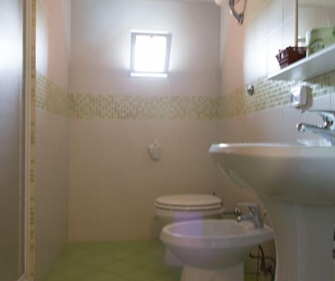 חדר סטנדרט לשלושה, Agriturismo Villani Poderi Nesti & Cupoli