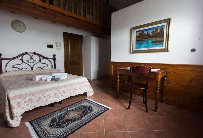 Номер Стандарт, Agriturismo Villani Poderi Nesti & Cupoli
