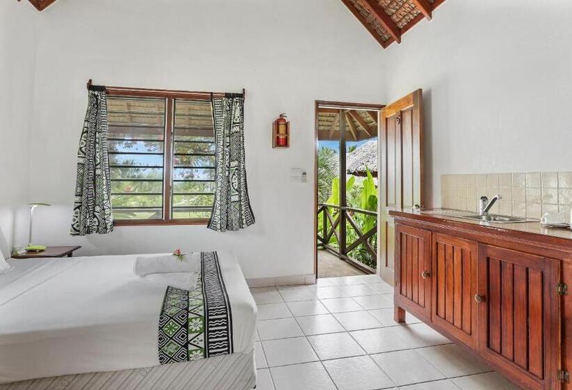 オーシャンビューのスタンダードバンガロー, Beachfront Resort