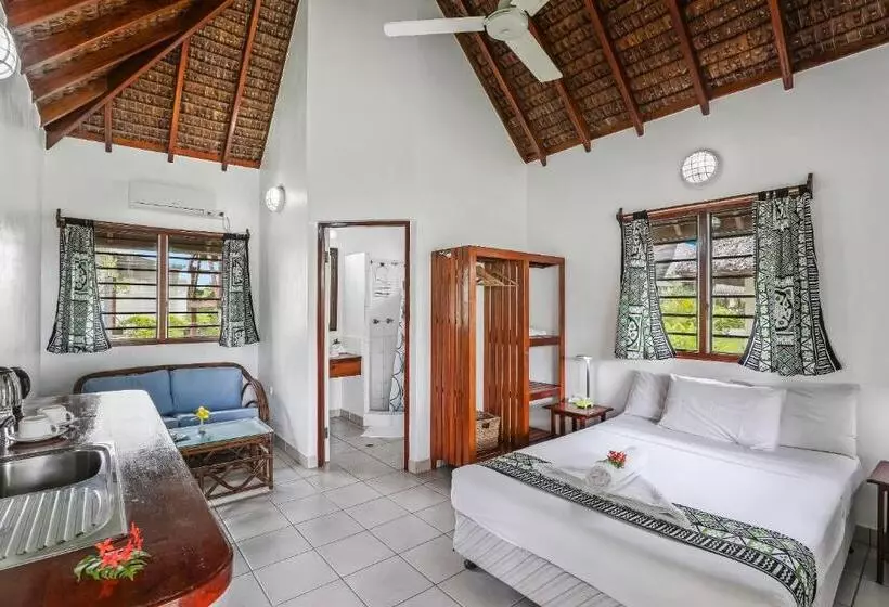 بانگلوی استاندارد با چشم‌انداز دریا, Beachfront Resort