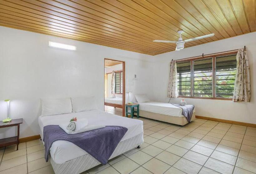 ガーデンビューファミリールーム, Beachfront Resort