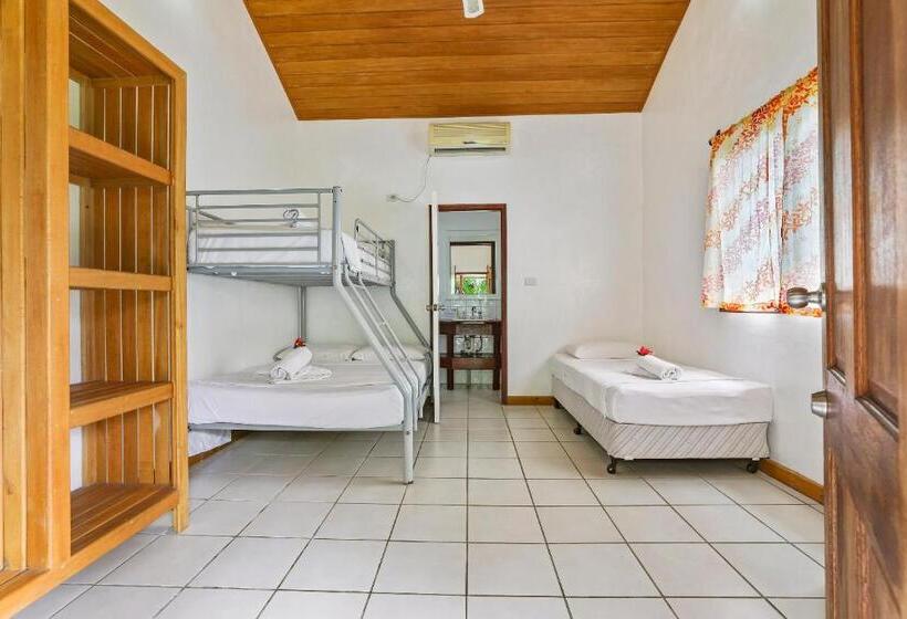 スタンダードルーム, Beachfront Resort