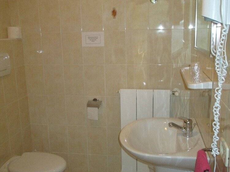 プールの見えるスーペリアルーム, Casa Popi