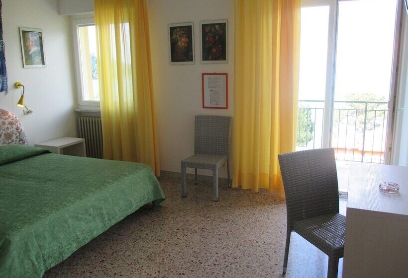 プールの見えるスーペリアルーム, Casa Popi