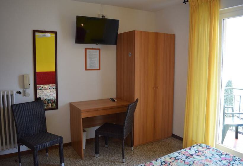 غرفة قياسية, Casa Popi
