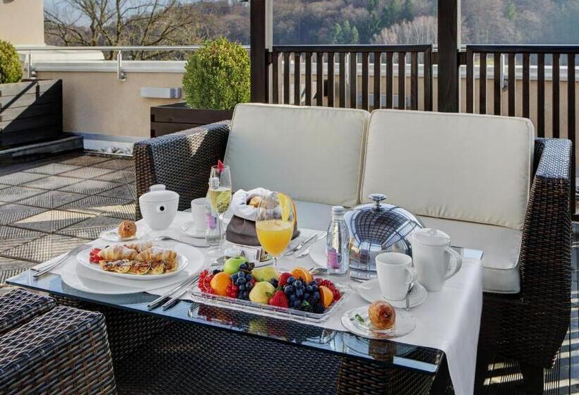 سوئیت پنت هاوس, Aleksander Medical & Spa