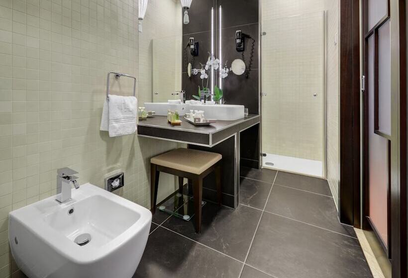 سوییت, Aleksander Medical & Spa