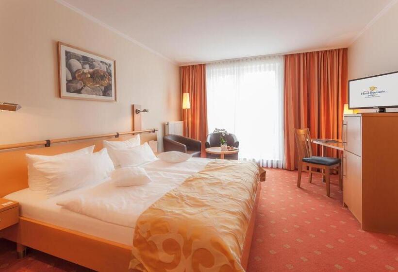 サイドオーシャンビューバルコニー付スタンダードルーム, Bernstein