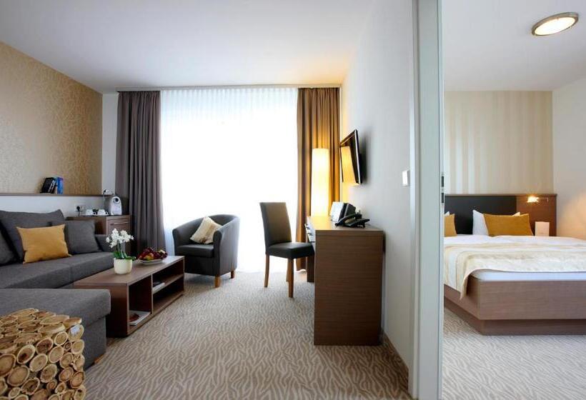 景色の見えるスイートルーム, Bernstein