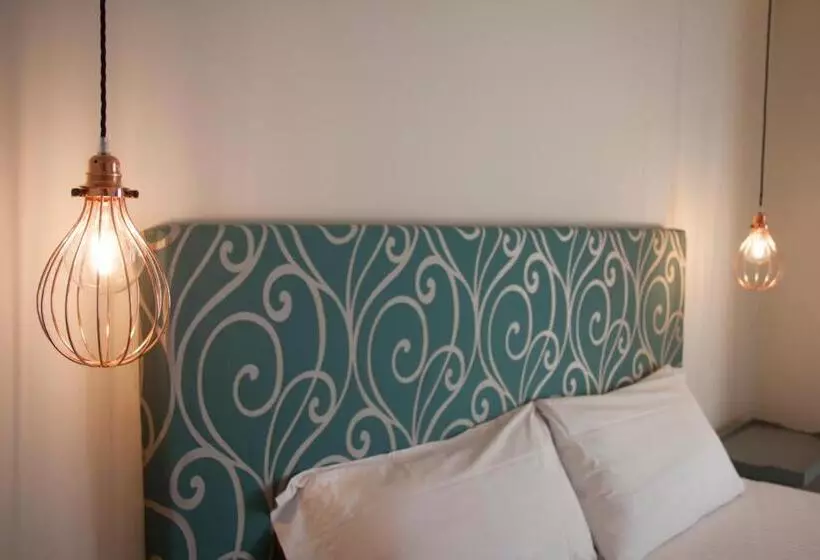Superior room with lake view, Berta