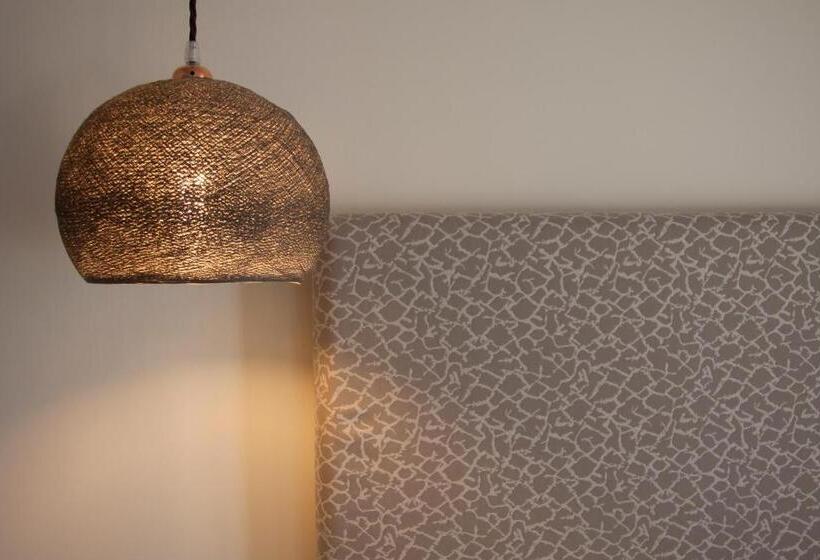 Superior room with lake view, Berta