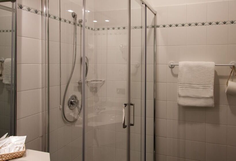 Номер Стандарт Трехместный, Berta