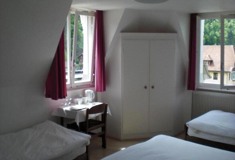 스탠다드 트리플 룸, De La Paix