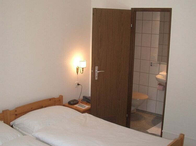 스탠다드 룸, De La Paix