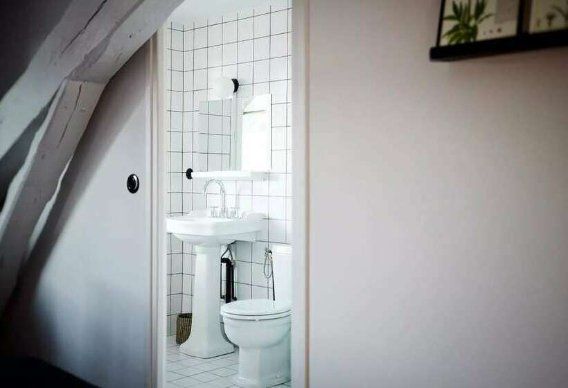 スーペリアールーム, Des Carmes