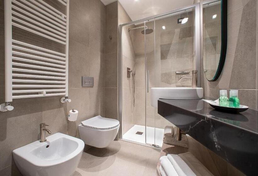 غرفة ديلوكس, Forte Del 48