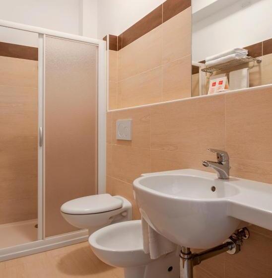 غرفة كمفورت مع بلكونة, Golf S