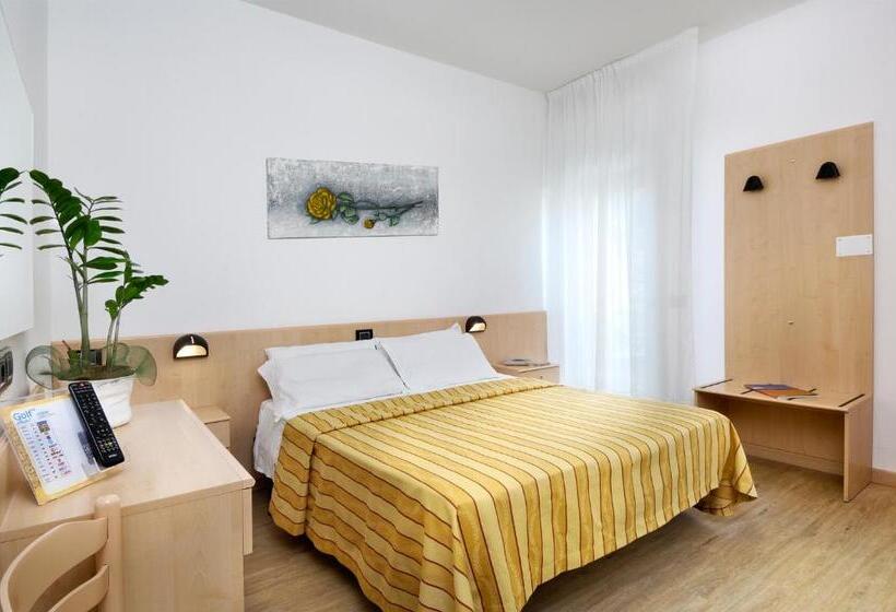 غرفة كمفورت مع بلكونة, Golf S