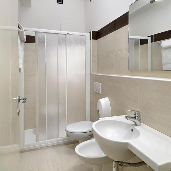 غرفة قياسية فردية مزودة بشُرفة, Golf S