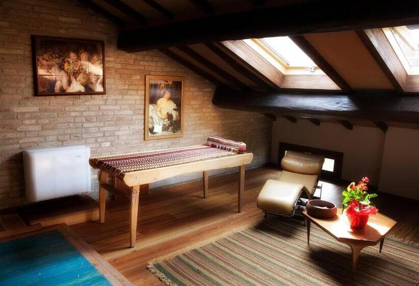 スイート, La Lepre Bianca