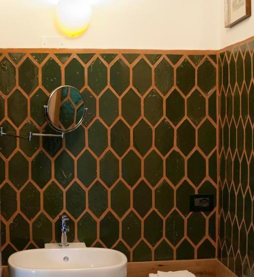 ジュニアスイート, La Lepre Bianca