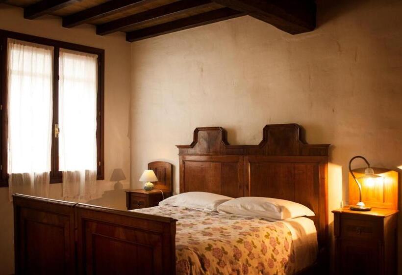 ベーシックトリプルルーム, La Lepre Bianca