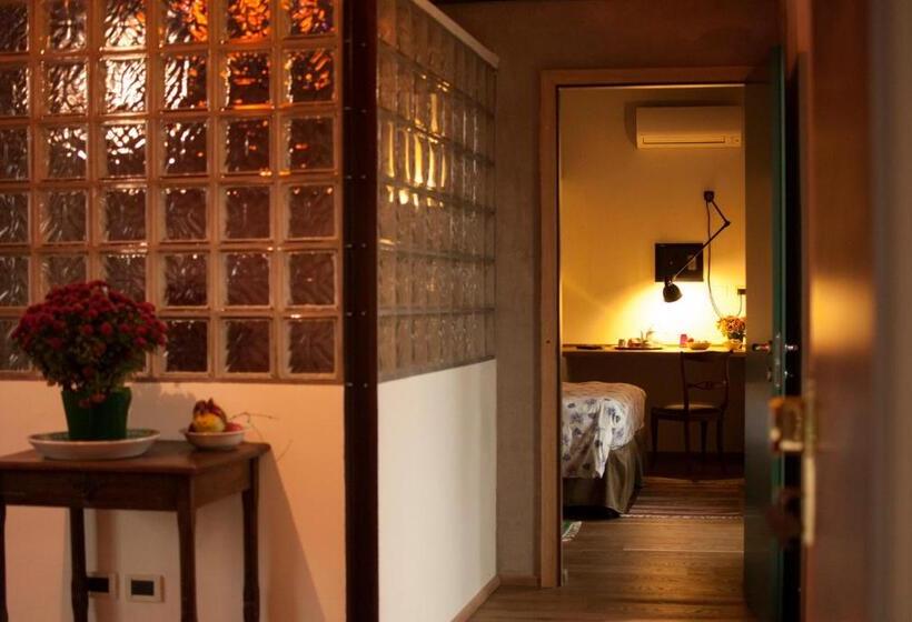 キングサイズベッドのスイートルーム, La Lepre Bianca