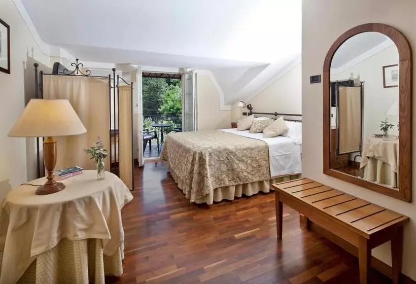 Standard-huone, La Macchia