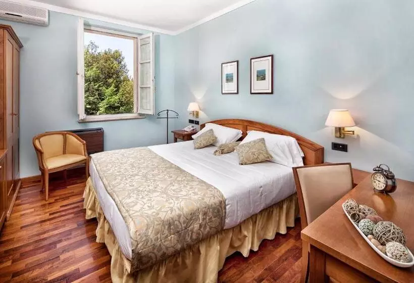 Standard-huone, La Macchia