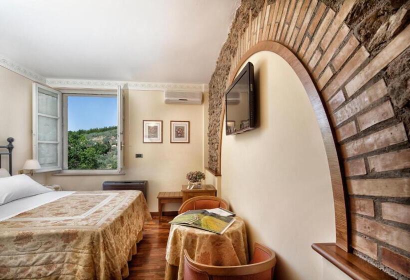 اتاق استاندارد, La Macchia