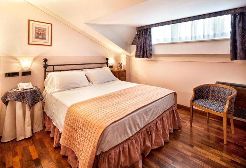 اتاق استاندارد, La Macchia