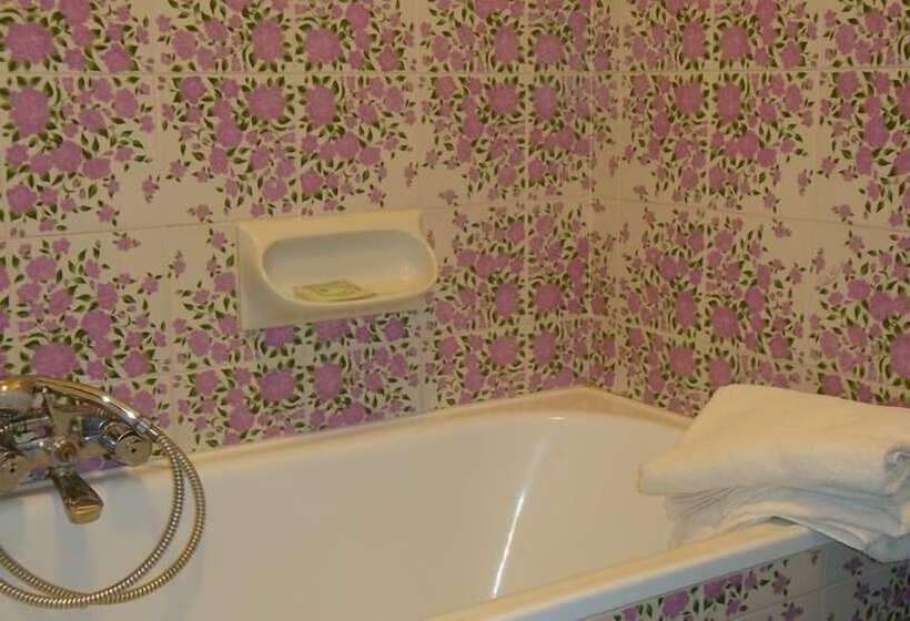 スタンダードルーム, Marvin