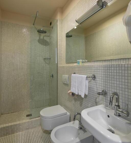 Superior room with lake view, Milano