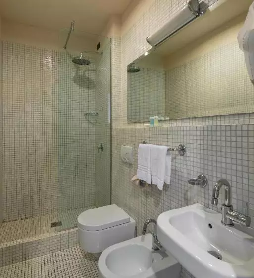 Superior room with lake view, Milano