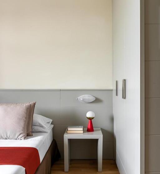 エコノミールーム, Milano