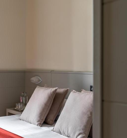 エコノミールーム, Milano