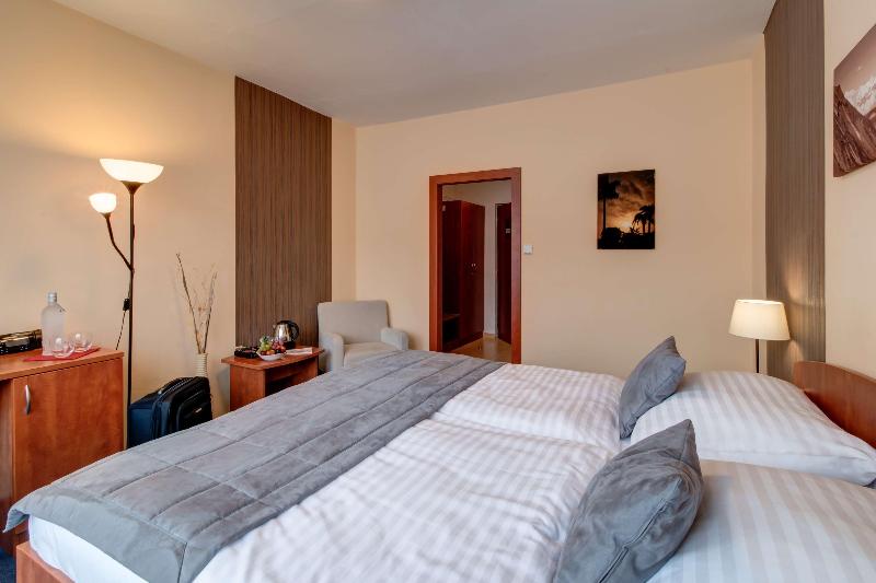 Superior room with lake view, Milano