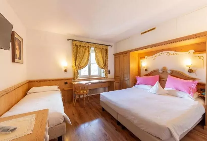 سوییت جونیور با بالکن, Monza Dolomites
