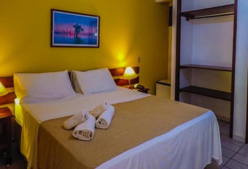 غرفة قياسية رباعية, Pousada Aldeia Portuguesa