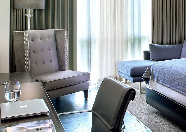 غرفة ديلوكس, The Fontaine