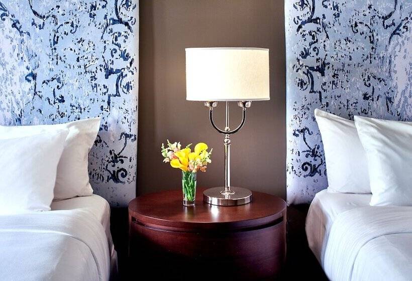 غرفة ديلوكس, The Fontaine