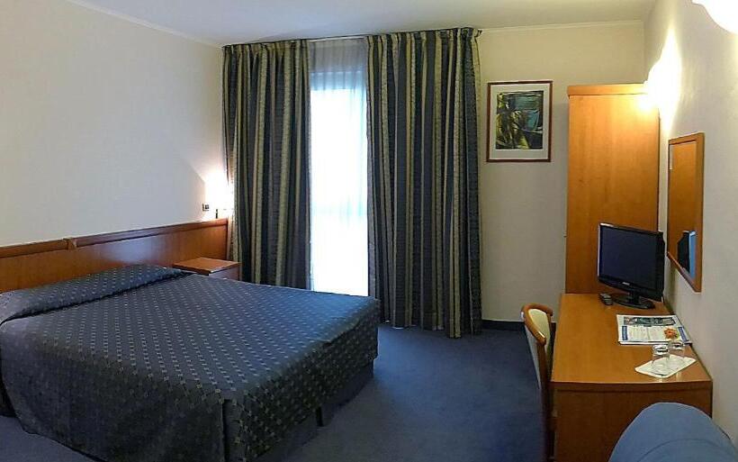 스탠다드 트리플 룸, Valdenza